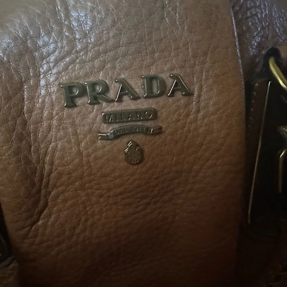 Brown leather Prada purse - Picture 5 of 12